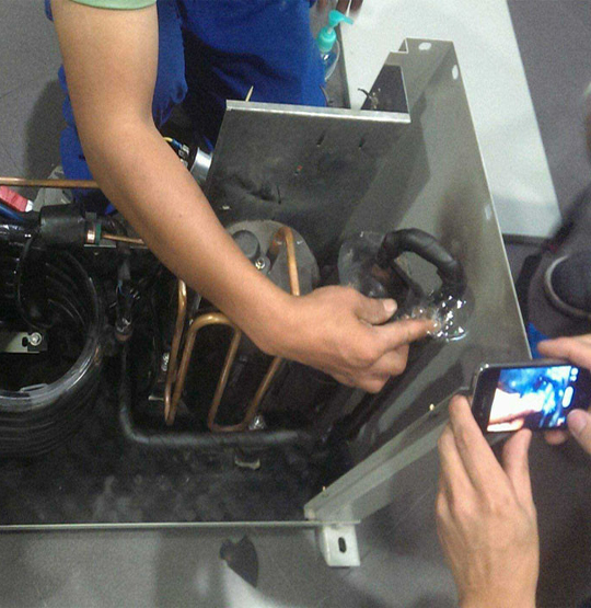 加查维修空调制冷效果差